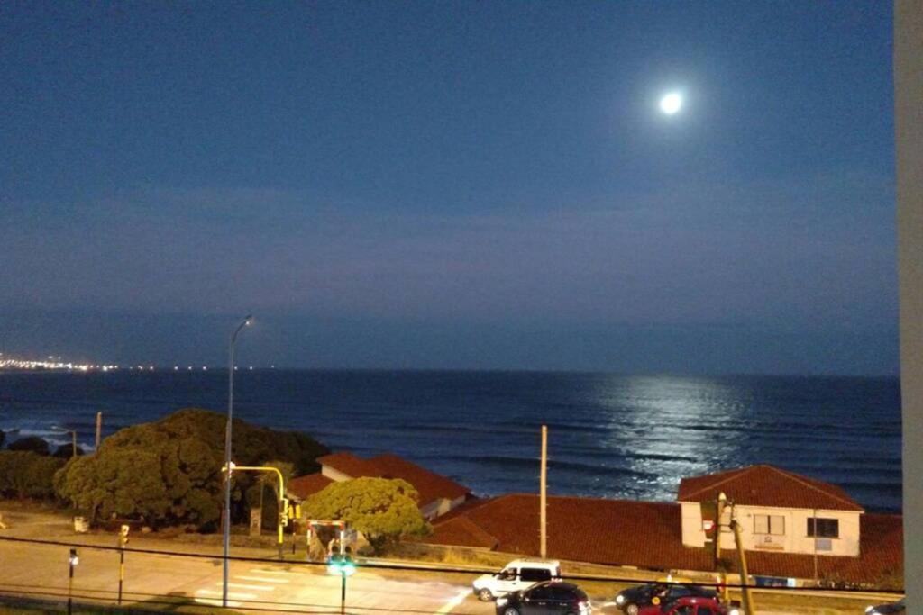 Mar Del Plata Frente Al Mar Biblioteca Apartment Luaran gambar